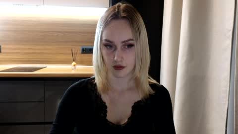 Snapshot of belle_vill chatting on 04/04/26, 04:59 Belle online show from 04/04/26, 04:59