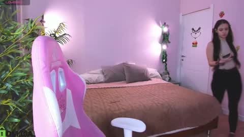 Belle online show from 12/20/25, 01:02