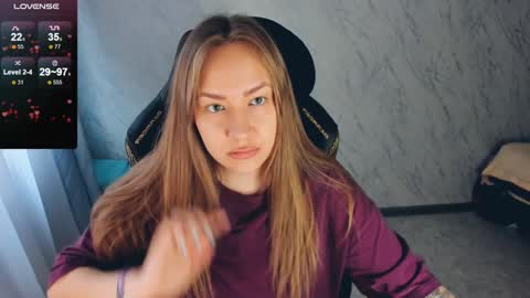 Your Annabelle Wolf  online show from 01/23/25, 10:43