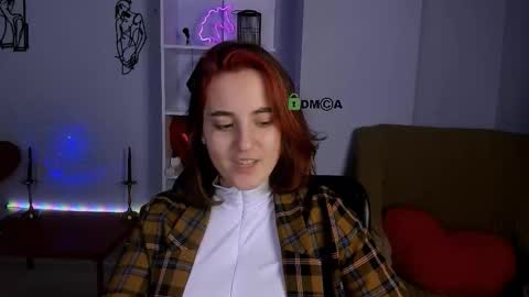 Snapshot of belli_mitch chatting on 12/15/25, 06:39 belli online show from 12/15/25, 06:39