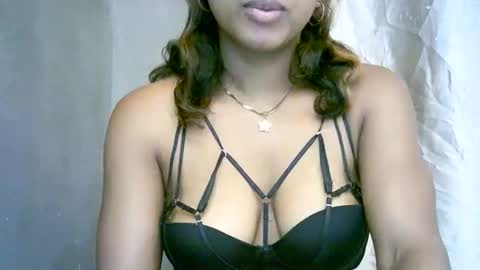 Snapshot of bellibellah chatting on 03/09/26, 07:23 BelliBellah online show from 03/09/26, 07:23