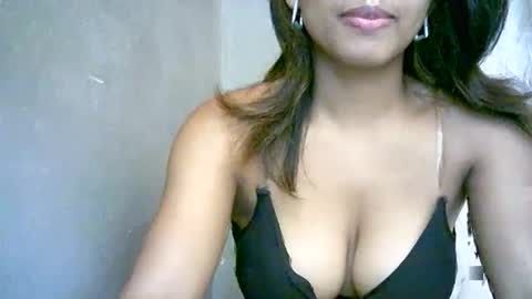 Snapshot of bellibellah chatting on 03/23/26, 07:12 BelliBellah online show from 03/23/26, 07:12