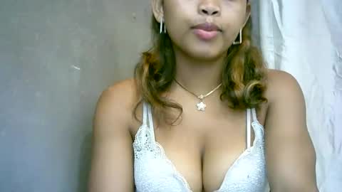 Snapshot of bellibellah chatting on 04/10/26, 08:52 BelliBellah online show from 04/10/26, 08:52