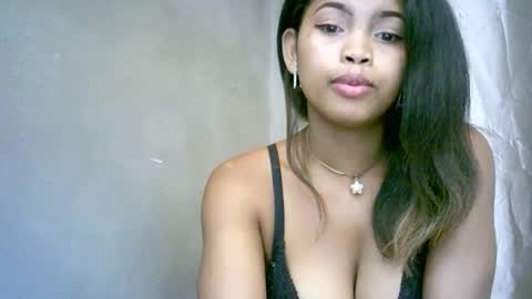 Snapshot of bellibellah chatting on 04/14/26, 06:19 BelliBellah online show from 04/14/26, 06:19