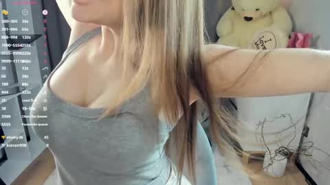 Bella online show from 04/30/26, 06:14