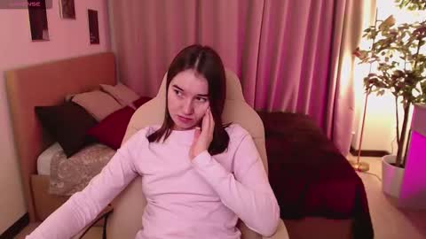 Bella online show from 12/14/25, 01:55