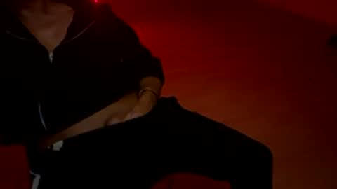 Snapshot of bello477192 chatting on 01/17/26, 01:43 bello477192 online show from 01/17/26, 01:43