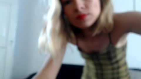 sophie online show from 05/12/26, 12:35