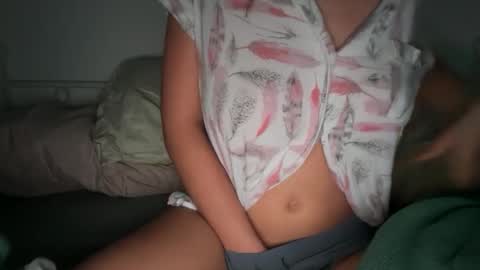 Snapshot of bellybabydoll chatting on 01/16/26, 09:13 bellybabydoll online show from 01/16/26, 09:13