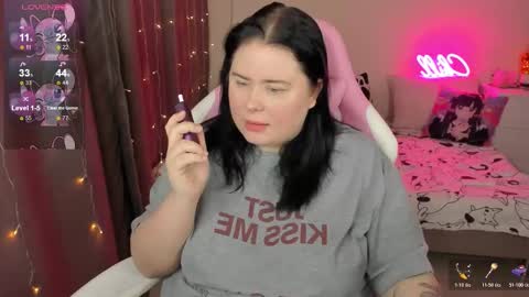 Snapshot of bellybooxo chatting on 02/08/26, 05:55 LinaBoo online show from 02/08/26, 05:55