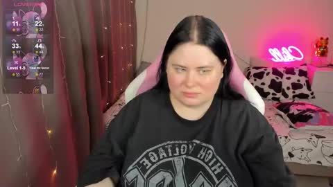 Snapshot of bellybooxo chatting on 02/13/26, 06:31 LinaBoo online show from 02/13/26, 06:31