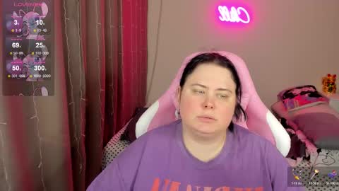 Snapshot of bellybooxo chatting on 03/07/26, 08:55 LinaBoo online show from 03/07/26, 08:55