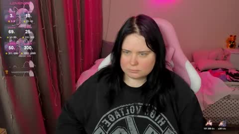 Snapshot of bellybooxo chatting on 03/11/26, 05:02 LinaBoo online show from 03/11/26, 05:02