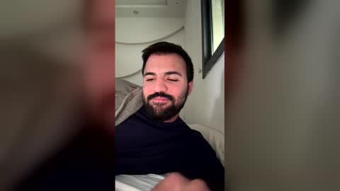 Snapshot of belrevee chatting on 03/13/26, 09:16 Baba muscle gay uncut bigass anal man men straight Bi online show from 03/13/26, 09:16