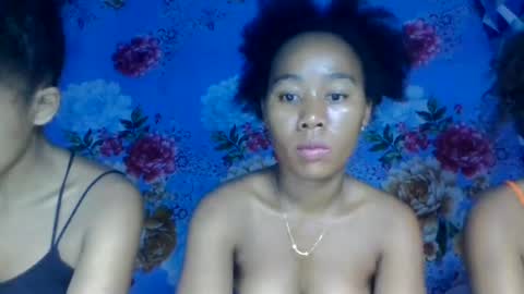 Snapshot of bemoniquee chatting on 06/16/26, 07:38 bemoniquee online show from 06/16/26, 07:38