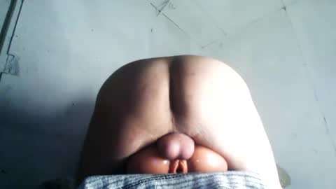 Snapshot of bemysecrett chatting on 03/03/25, 04:14 bemysecrett online show from 03/03/25, 04:14