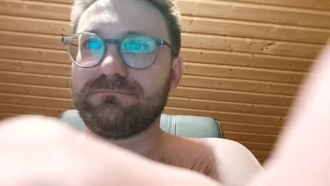 ben00189 online show from 01/05/25, 10:40