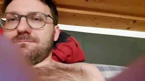 ben00189 online show from 01/15/25, 06:40