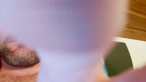 ben00189 online show from 09/12/25, 05:24