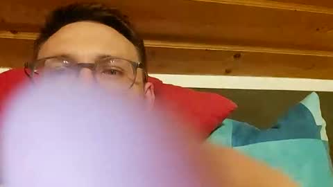 ben00189 online show from 10/16/25, 05:14