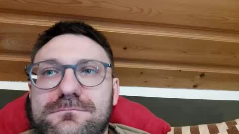 ben00189 online show from 11/16/25, 01:17