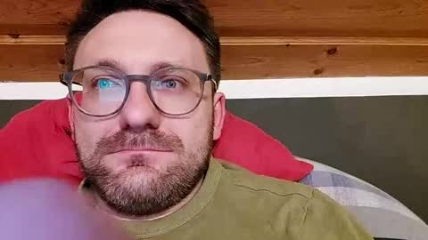 ben00189 online show from 02/25/26, 06:39