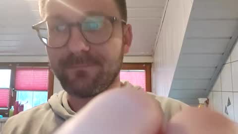 ben00189 online show from 03/19/26, 05:17