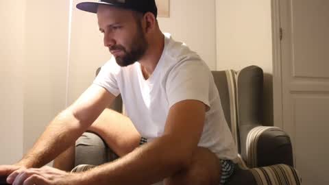 Snapshot of ben_nm chatting on 09/14/25, 08:30 Ben N. online show from 09/14/25, 08:30