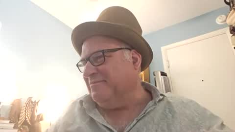 Snapshot of bendavewill chatting on 06/17/26, 05:21 Bendavewill online show from 06/17/26, 05:21