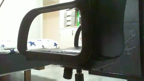 beninoam75 online show from 12/02/25, 04:02