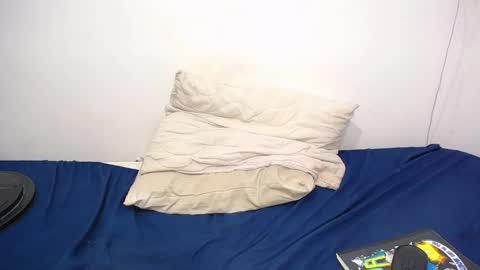 Snapshot of benjamin_button__ chatting on 02/27/26, 11:32 Jesus online show from 02/27/26, 11:32