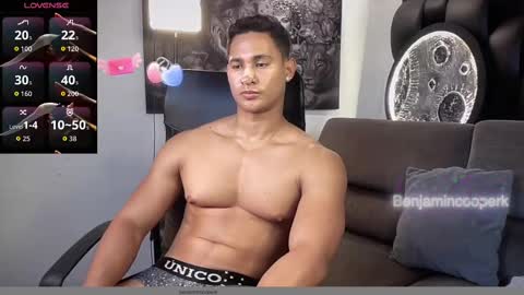 benjamincooperk online show from 10/24/25, 02:02