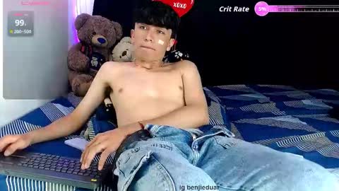 Snapshot of benji_hoter chatting on 03/05/26, 06:59 Benji Hoter online show from 03/05/26, 06:59