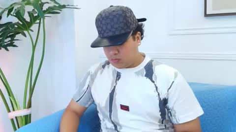 bennett_alejoo online show from 12/18/25, 06:25