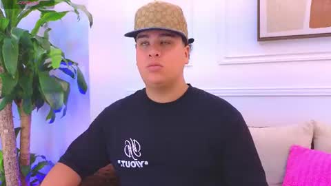 bennett_alejoo online show from 06/16/26, 05:48