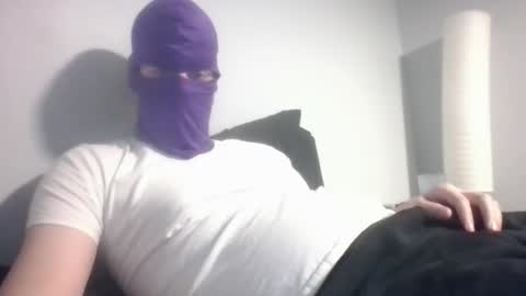 Snapshot of bennybueno chatting on 03/19/26, 02:59 bennybueno online show from 03/19/26, 02:59