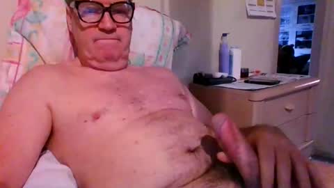 Snapshot of bennybutterfly007 chatting on 02/02/26, 09:19 bennybutterfly007 online show from 02/02/26, 09:19