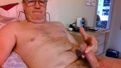 Snapshot of bennybutterfly007 chatting on 05/18/26, 07:14 bennybutterfly007 online show from 05/18/26, 07:14