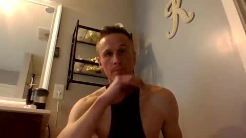Snapshot of bennyc04041987 chatting on 05/01/26, 08:35 BennyC online show from 05/01/26, 08:35