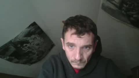 Snapshot of bennymn chatting on 02/02/25, 04:32 benny and innocentvixon online show from 02/02/25, 04:32