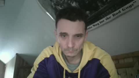 Snapshot of bennymn chatting on 02/15/25, 11:03 benny and innocentvixon online show from 02/15/25, 11:03