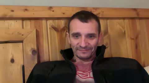 Snapshot of bennymn chatting on 04/11/26, 06:34 benny and innocentvixon online show from 04/11/26, 06:34
