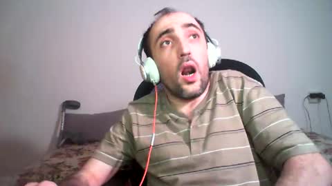 bentish online show from 12/25/24, 05:05