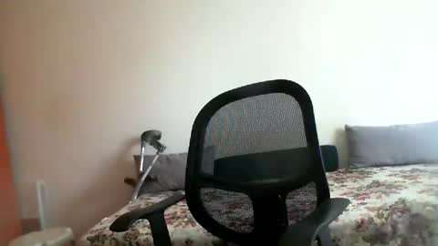 bentish online show from 02/03/25, 09:08