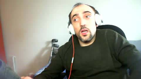 bentish online show from 02/12/25, 01:59