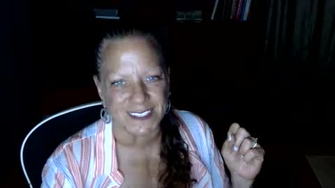 Snapshot of bentmountain chatting on 04/03/26, 02:09 DeniseDavid online show from 04/03/26, 02:09