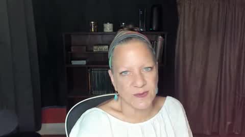 Snapshot of bentmountain chatting on 05/24/26, 02:16 DeniseDavid online show from 05/24/26, 02:16