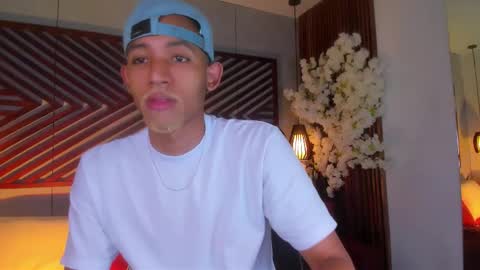 bento_fox online show from 10/06/25, 01:03