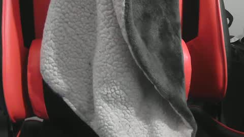 Snapshot of benx12123 chatting on 01/12/25, 12:49 benx12123 online show from 01/12/25, 12:49