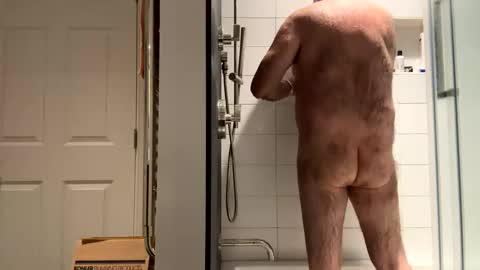 Snapshot of benz10001 chatting on 09/09/25, 11:26 benz10001 online show from 09/09/25, 11:26